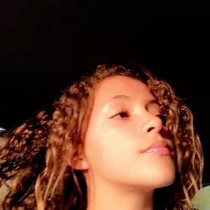 Meet your Posher, Clara